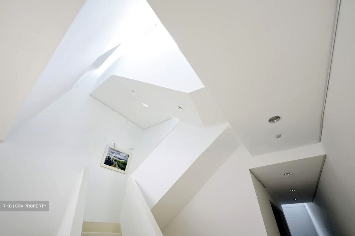 Lorong 24a Geylang (D14), Shop House #598680121